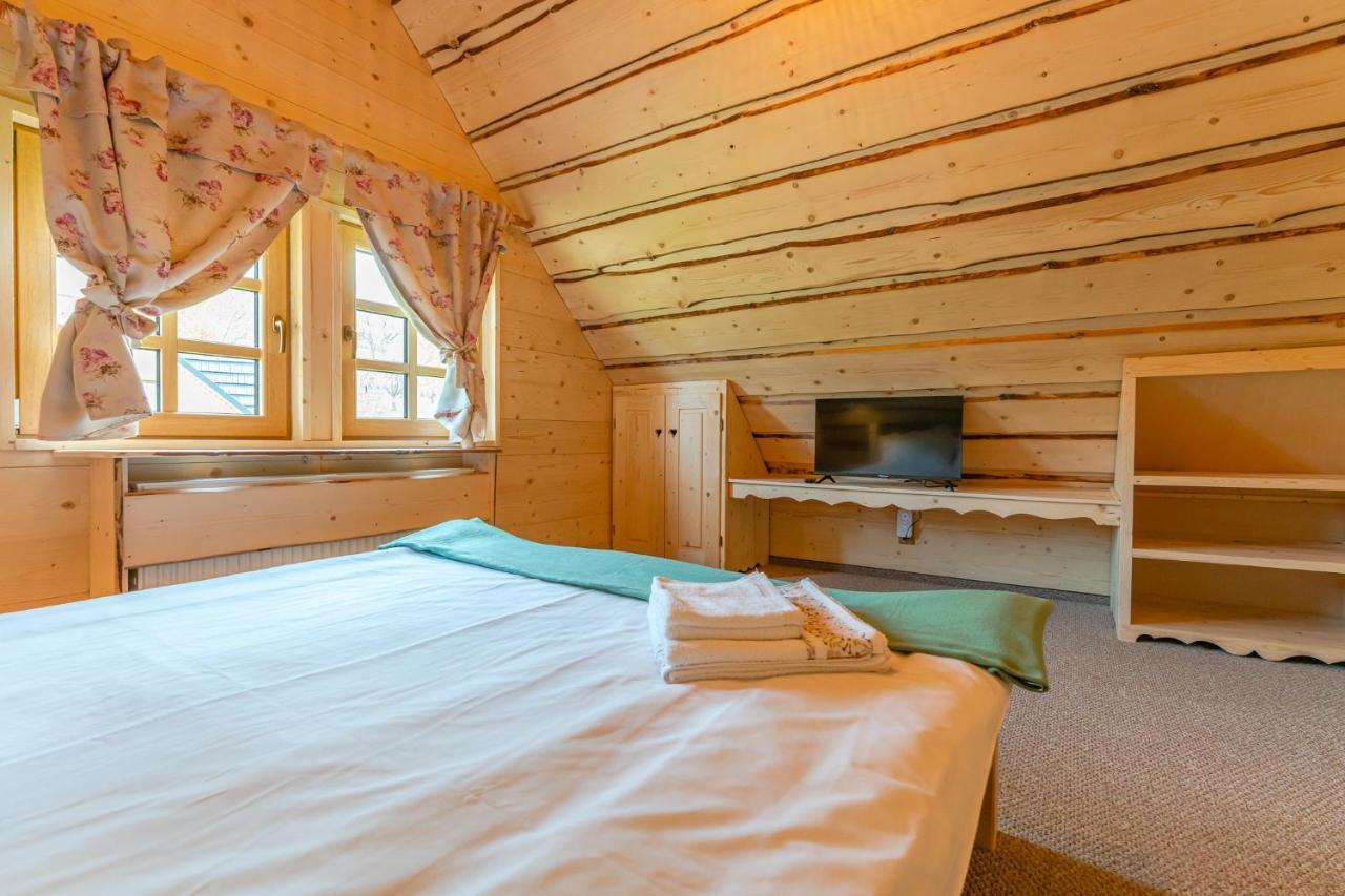 Cabane de Poveste Bran  Extérieur photo